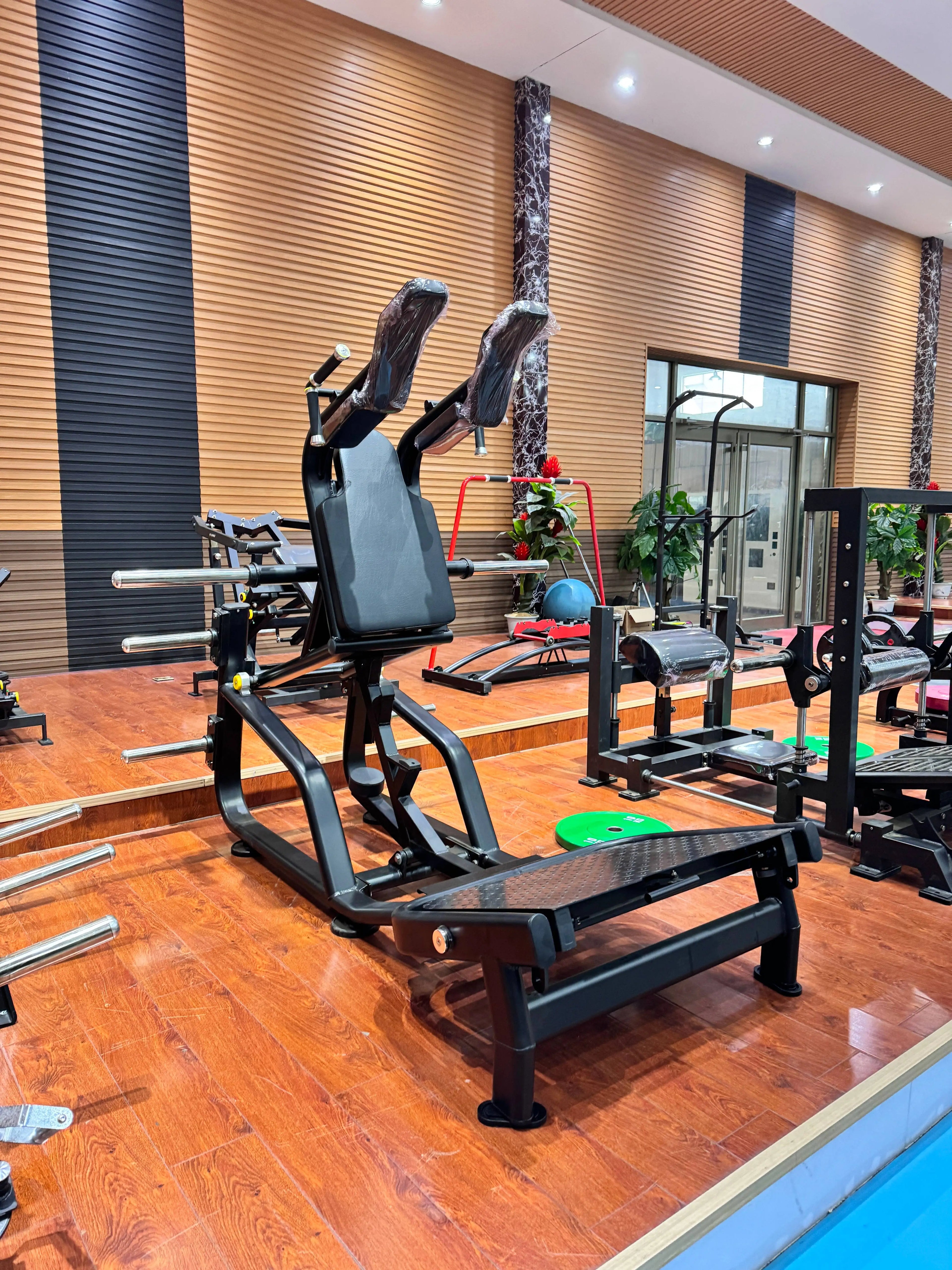 Strength Training Commercial Use Gym Equipment Fitness Gym Machines Super Squat For Gym Center