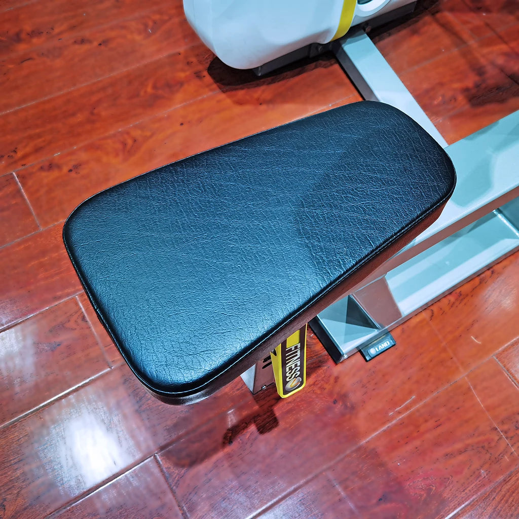 Strength Training Gym Equipment Bodybuilding Pin Loaded Chest Press Fitness Machine Pectoral Fly Machine