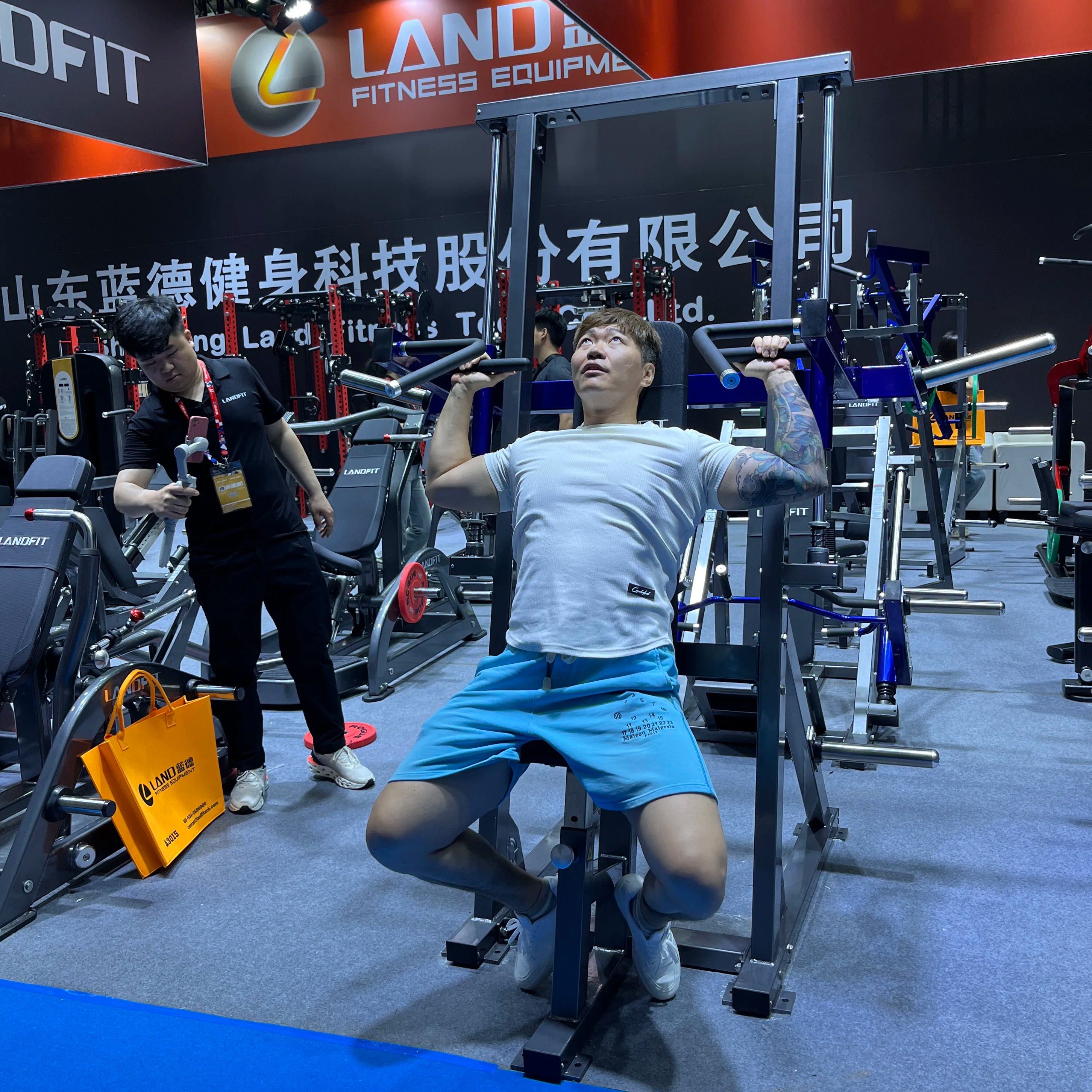 Gym Equipment Shoulder Press Training Machine Fitness Equipment Strength Equipment For Commercial Use Strength Series