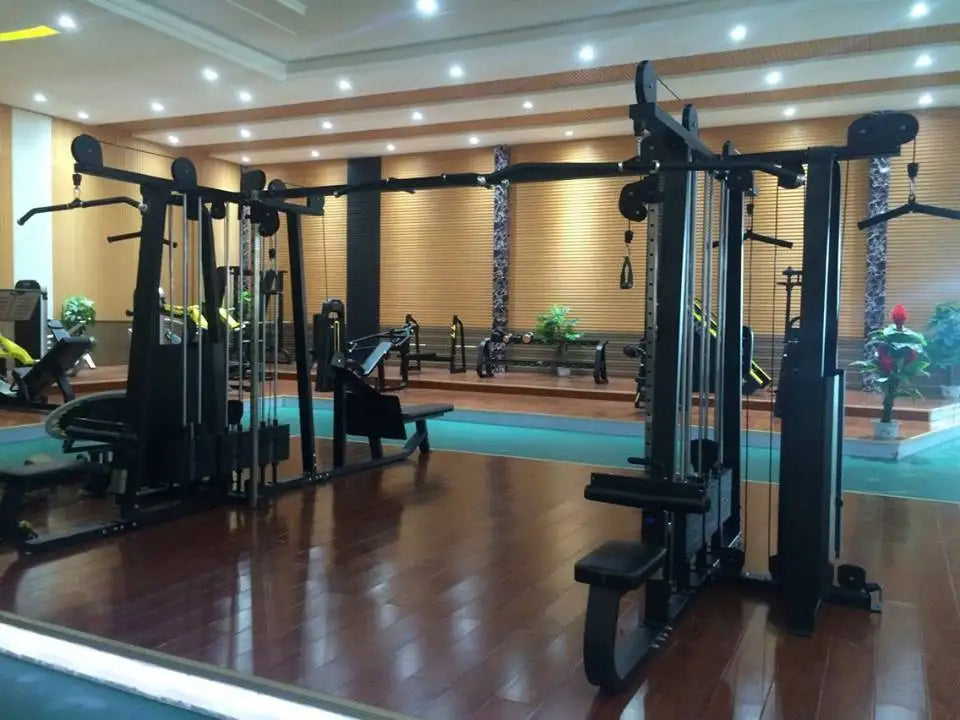 Gym Equipment Strength Training Machine Smith Machine Multifunctional Training Equipment 4 Multi Function Station